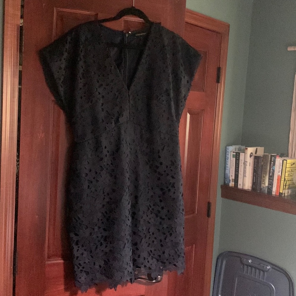 Banana Republic size 12 navy blue dress with zip up back.
